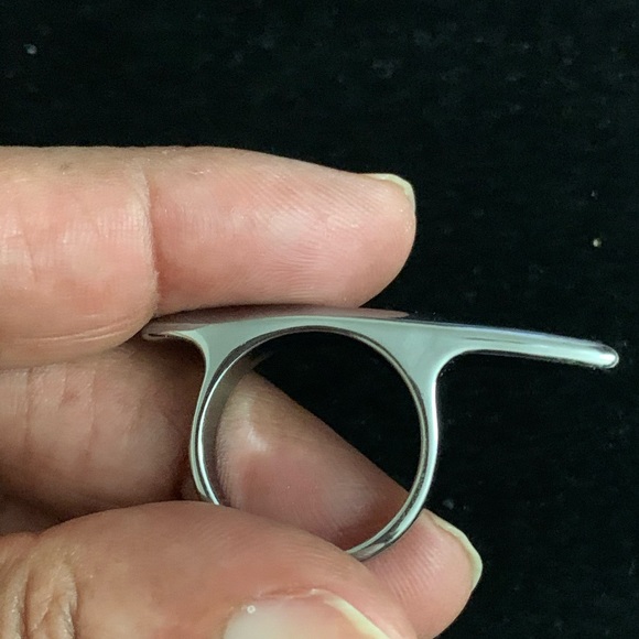 Ring - Picture 4 of 4